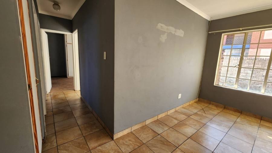 To Let 1 Bedroom Property for Rent in Die Bult North West